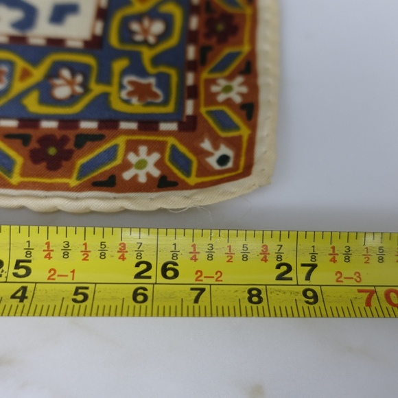 Vintage ECHO scarf - Picture 7 of 9